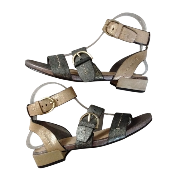Naked Feet Sandals “Zeke” Metallic Silver and Gold Strappy Leather Sandals 7.5 - Picture 1 of 10